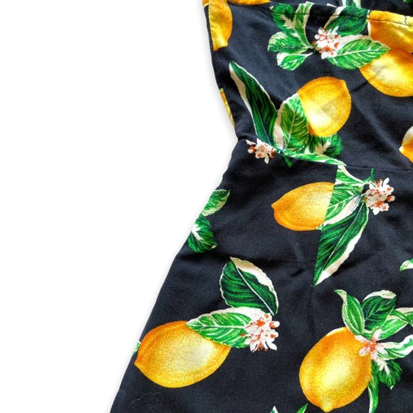 URBAN OUTFITTERS x Kimchi Blue Lemon Romper | Size XS Excellent - Picture 7 of 8